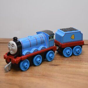 Gordon 4 and Tender Diecast Trackmaster Push Along Train Engine Take and Play